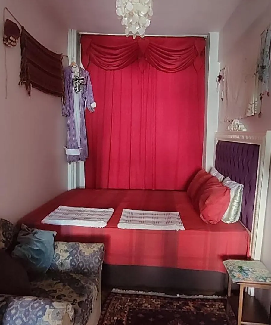 Nur Home Abuzer Yegin Istanbul 0*,